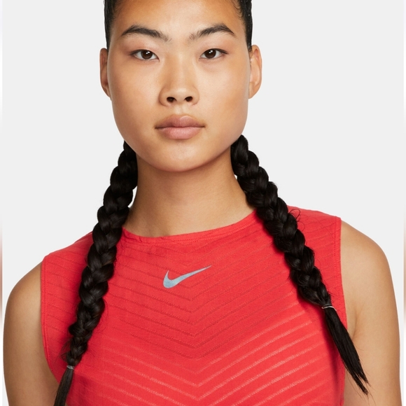 Nike Dri-Fit ADV Run Division Women's Engineered Running Tank - coral red - Picture 5 of 15